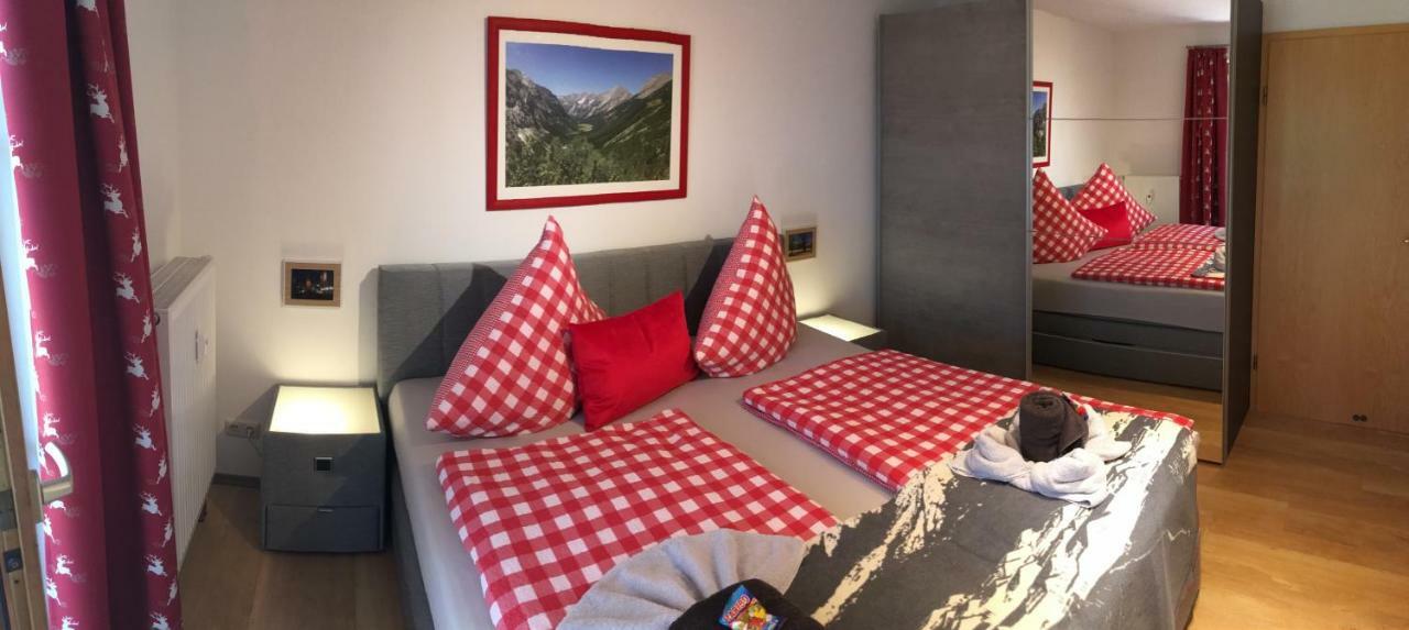 Alpenfreund Mittenwald Exterior foto